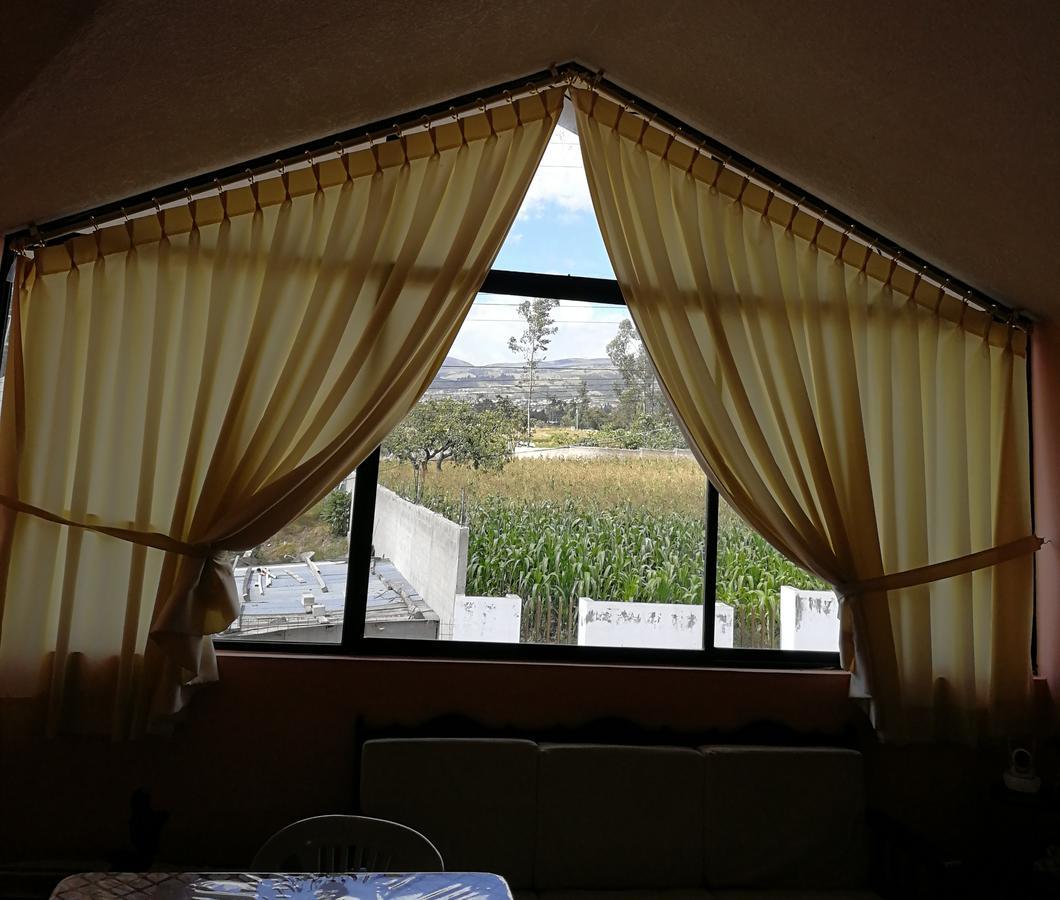 تابابيلا Chapelet Hostal المظهر الخارجي الصورة